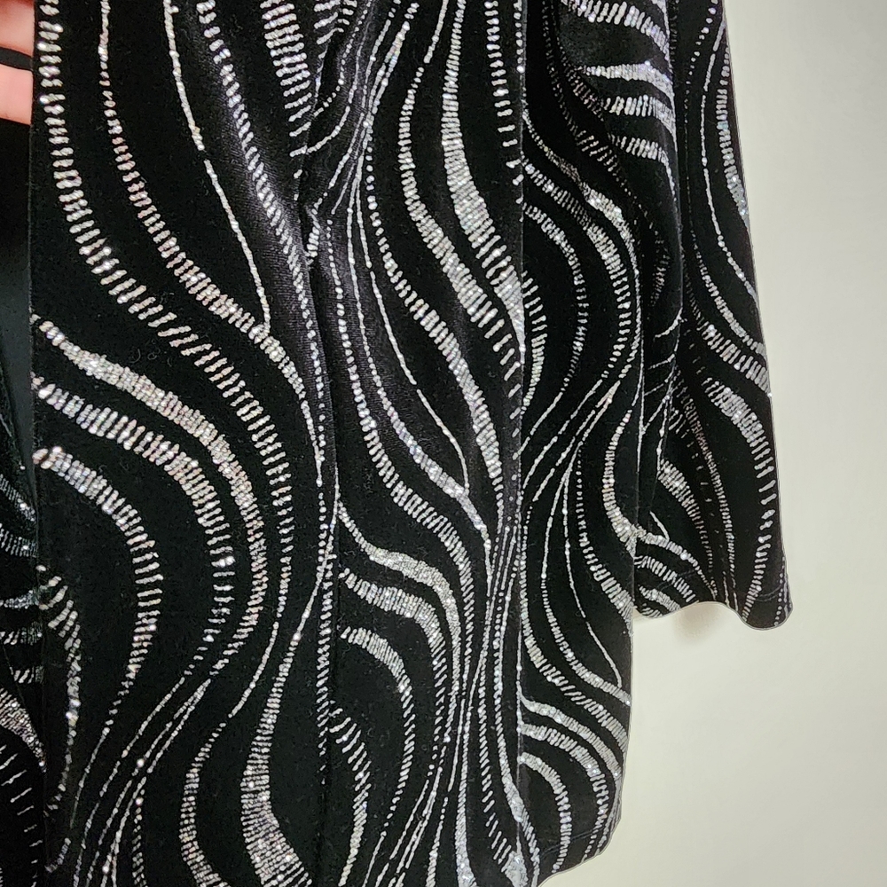 Notations Open Front Roll Collar Black Silver Car… - image 3